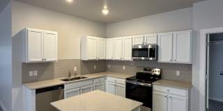 Beautiful 3 Bedroom, 2 Bathroom Home on a 2.14 Acre Corner Lot! Gallery 5