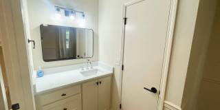 Beautiful 3 bed, 2.5 bath home for rent in the heart of Madison! Gallery 15