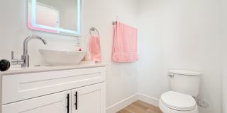 1338 West 35th Place - Co-Living 1338 West 35th Place - Co-Living Gallery 8