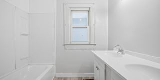 1843 Ohio Avenue Gallery 19