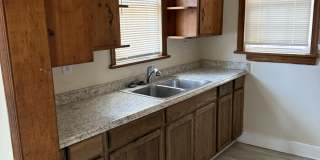 1519 Byron St. Gallery 9