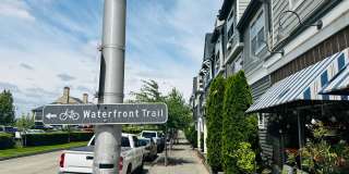 Charming Condo in Terrific Waterfront Location Gallery 31