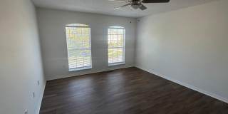 Beautiful 3/2 townhome Gallery 31