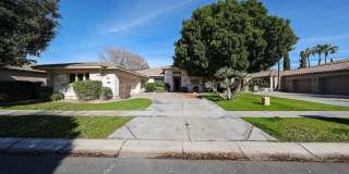 1710 W BARTLETT Way Gallery 1