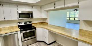 12498 Riverside Drive #205 Gallery 3