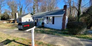 Remodeled 2 bedroom / 1 bathroom home available now! Gallery 16