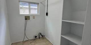 Cute 2 bedroom 1 bath home with so much space! Gallery 9