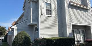 3 bedroom 2.5 bath townhouse in Virginia Beach Gallery 1