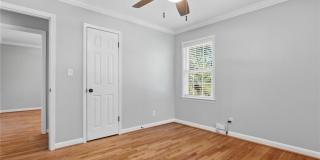 1111 N Valley Drive Gallery 32