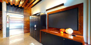 Phinney Flats Gallery 22