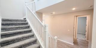 Bright & Spacious 4BR Home with Screened Porch & Paver Patio Bright & Spacious 4BR Home with Screened Porch & Paver Patio Gallery 23