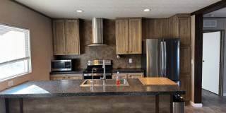 Spacious Four Bedroom Home - Pet Friendly and Horses Allowed! Gallery 10