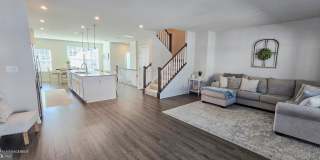 5426 GREENPOINT Lane Gallery 23