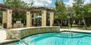 Edgewater Apartments Gallery 2