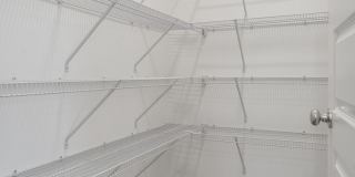 Stylish Home with Luxury Finishes Stylish Home with Luxury Finishes Gallery 29