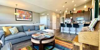IMMACULATE TOWNHOME WITH 2 CAR ATTACHED GARAGE Gallery 5