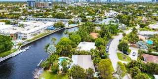 1733 Coral Gardens Drive Gallery 50