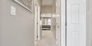 273 ROSLYN CT Gallery 38