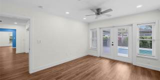 402 ERIE Avenue Gallery 29