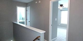 Sought After Riverwood Townhome! Gallery 21