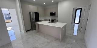 1409 NW 21st Court Gallery 9