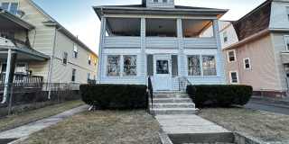 371-373 Oakland Street Gallery 1