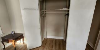 Room in 4 Bedroom Home at Edith Ave Gallery 19