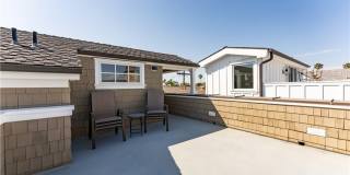 115 Topaz Gallery 38