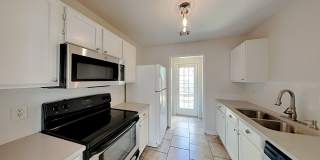 Cozy 3 Bedroom, 2 Bathroom Home in Norman Schools. Gallery 10