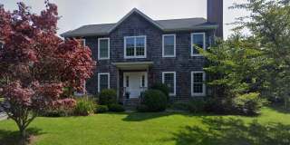 44 FAIRLAWN DR Gallery 1