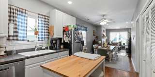 1345 W Walton Gallery 2