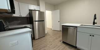 977 Miller Avenue Gallery 6