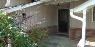 2504 Maysville Circle NE Gallery 4