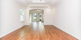 577 PORTA ROSA Circle Gallery 15