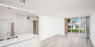 Waterways Village Apartments Gallery 3