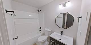 University Manor - Newly Renovated Units just a short walk from Campus! Gallery 122