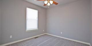 4 Bed 4.5 Bath Townhouse just mins away from the University! Gallery 13