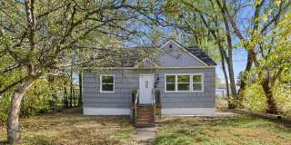 Spacious 5BR House in Minneapolis Gallery 1