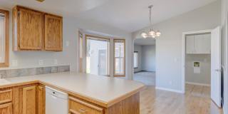 3BD Home on an Oversized Lot with a Standalone SHOP!! Gallery 6