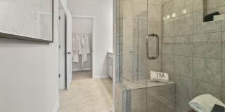 100 Holt Lane Gallery 24