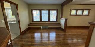 5 Bedroom Rental in Moline Gallery 13