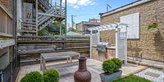 2440 W Iowa Street Gallery 11