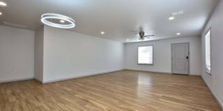 1211 North Essex Avenue Gallery 3