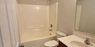 4BR/3BA Home in Winding Walk Gallery 4