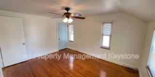 51 Taylor Street Gallery 16