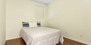 2557 Keystone Lake Drive Gallery 21