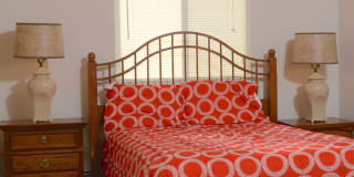 Lincoln Crest Gallery 12