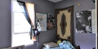 2933 North Newhall Street Gallery 11