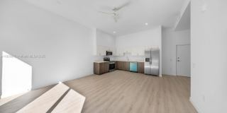 20 NE 19th Ave Gallery 1