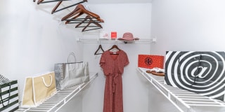 1401 West Paces Gallery 37